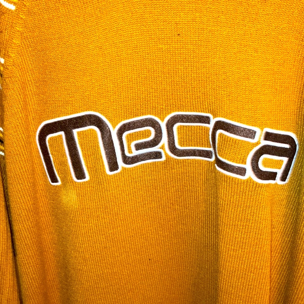 Vantage Mecca Sweater